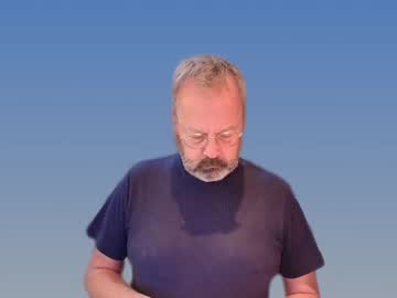 Xarkevis Chaturbate stream image from December 21, 2024