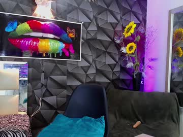 Hera_Divine Chaturbate stream image from December 21, 2024