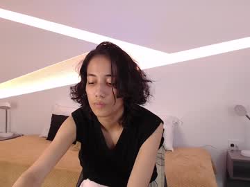 Hot_Little_Bunny Chaturbate stream image from December 21, 2024