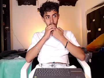 Raydevil_ Chaturbate stream image from December 21, 2024