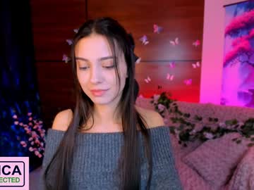 Silvia_Queen1 Chaturbate stream image from December 21, 2024