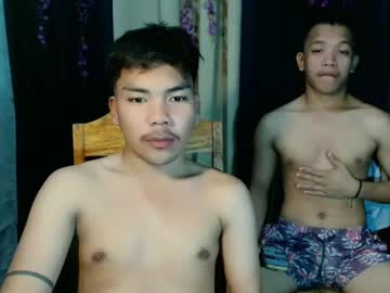 Urguy_Adrian Chaturbate stream image from December 21, 2024