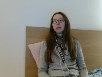 Vanillakisss Chaturbate stream image from December 21, 2024