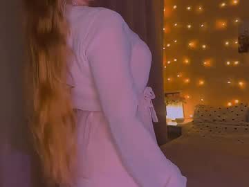 Annikie Chaturbate stream image from December 21, 2024