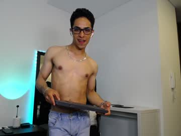 Aodaboyy Chaturbate stream image from December 21, 2024