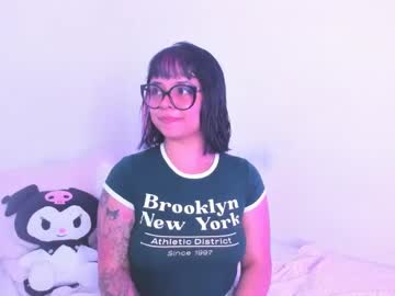 Bloomdoll Chaturbate stream image from December 21, 2024