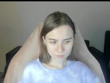 Kristen_Grays Chaturbate stream image from December 21, 2024