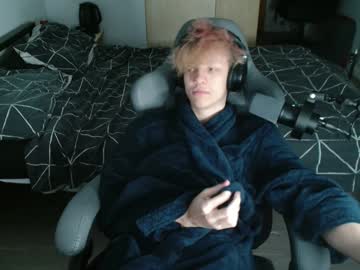 Polarny05 Chaturbate stream image from December 21, 2024