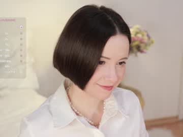 _Female_Essence_ Chaturbate stream image from December 21, 2024