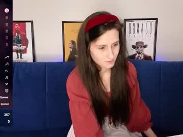 Ginnyg_ Chaturbate stream image from December 21, 2024