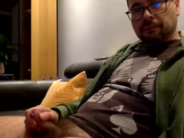 Krzysztof1977 Chaturbate stream image from December 21, 2024