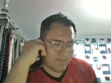 Urielmedina960831 Chaturbate stream image from December 21, 2024