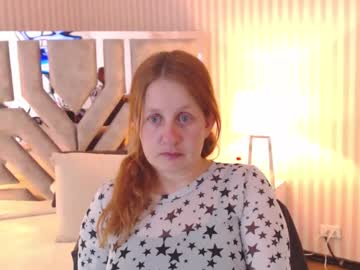 Viioletamora Chaturbate stream image from December 21, 2024