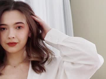 Yuna_Yakuza Chaturbate stream image from December 21, 2024