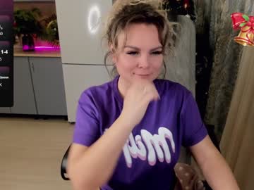 Candy_Queeen Chaturbate stream image from December 22, 2024