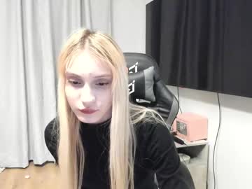 Eva_Winchester Chaturbate stream image from December 22, 2024