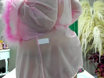 Naomiray Chaturbate stream image from December 22, 2024