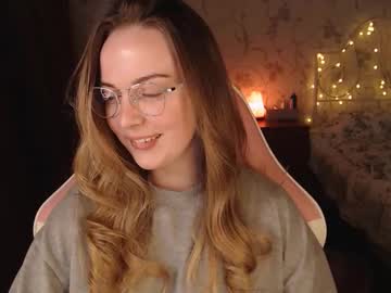 Star_Shopping Chaturbate stream image from December 22, 2024