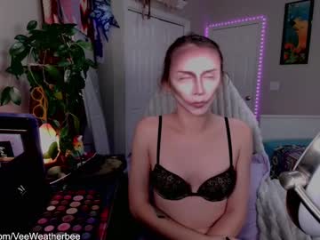 Veeweatherbee Chaturbate stream image from December 22, 2024
