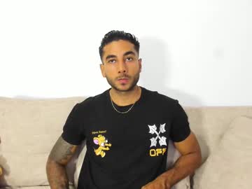 Axel_Joness Chaturbate stream image from December 22, 2024
