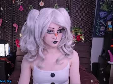Sylvie_Fey Chaturbate stream image from December 22, 2024