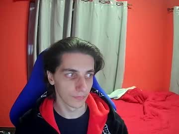Pttrazer Chaturbate stream image from December 22, 2024