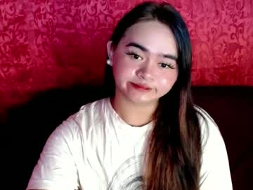 Shimilove Chaturbate stream image from December 22, 2024