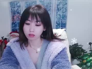 Candy8998 Chaturbate stream image from December 22, 2024