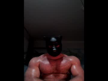 Curiousmuscleboy Chaturbate stream image from December 22, 2024