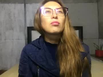 Little_Devil_Diablita90 Chaturbate stream image from December 22, 2024