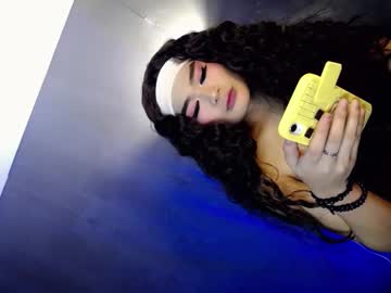 Xchinita_Kyanggx Chaturbate stream image from December 22, 2024