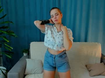 Almakelly Chaturbate stream image from December 22, 2024