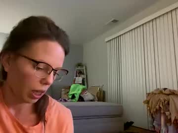 Callmelindsay Chaturbate stream image from December 22, 2024