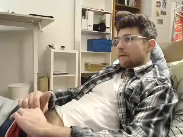 Dantheman233 Chaturbate stream image from December 22, 2024