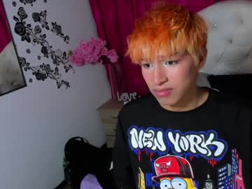 Taichi_Blu Chaturbate stream image from December 22, 2024