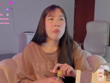 Bubblee_Gumm Chaturbate stream image from December 22, 2024