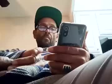 Calidickfoshow Chaturbate stream image from December 22, 2024