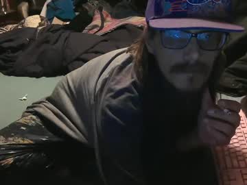 Dozenloki Chaturbate stream image from December 22, 2024