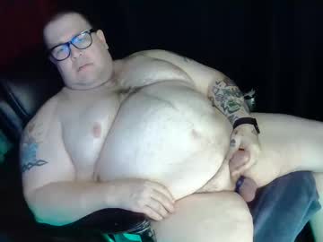 Hoosierdaddyxl Chaturbate stream image from December 22, 2024