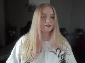 Marydoji Chaturbate stream image from December 22, 2024