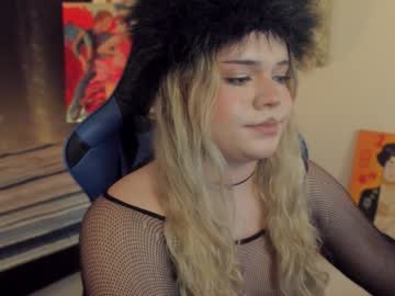 Maxxxine_ Chaturbate stream image from December 22, 2024