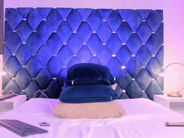 Mia_Valentine1 Chaturbate stream image from December 22, 2024