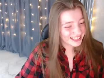 Aliseemoon Chaturbate stream image from December 22, 2024