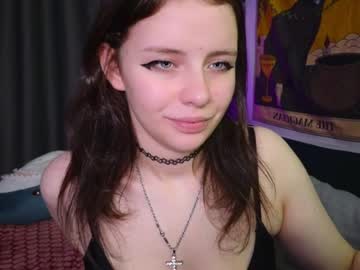 Holy_Bae Chaturbate stream image from December 22, 2024