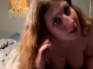 Twoyoubgrebels Chaturbate stream image from December 22, 2024