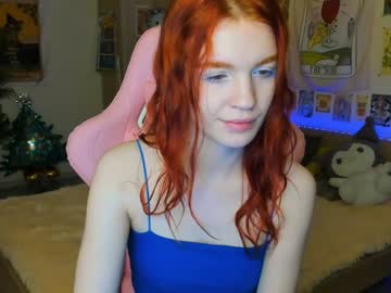 Elly_Milas Chaturbate stream image from December 22, 2024