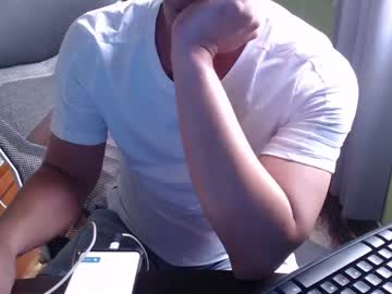 Justcallmekarl Chaturbate stream image from December 22, 2024