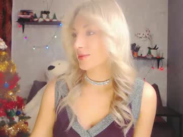 Millaxqueen Chaturbate stream image from December 22, 2024