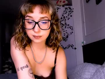 Riri_Rich Chaturbate stream image from December 22, 2024
