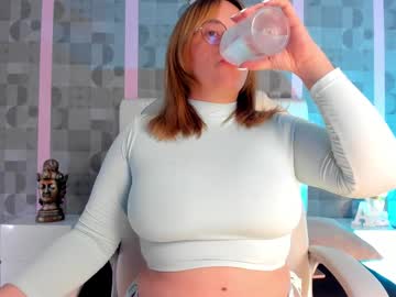 Auroraareed7 Chaturbate stream image from December 22, 2024
